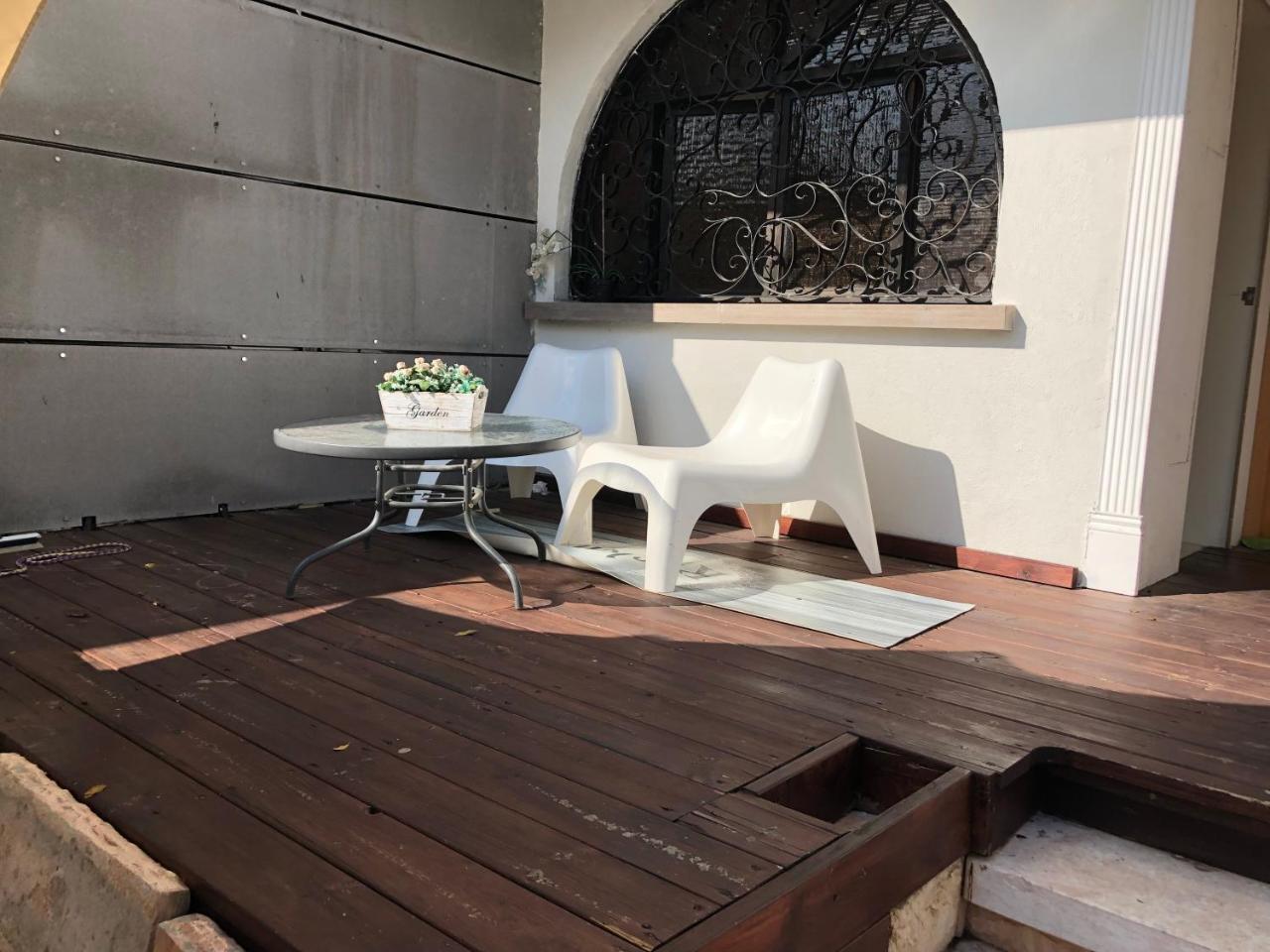 Villa Quiet Garden Rischon LeZion Exterior foto
